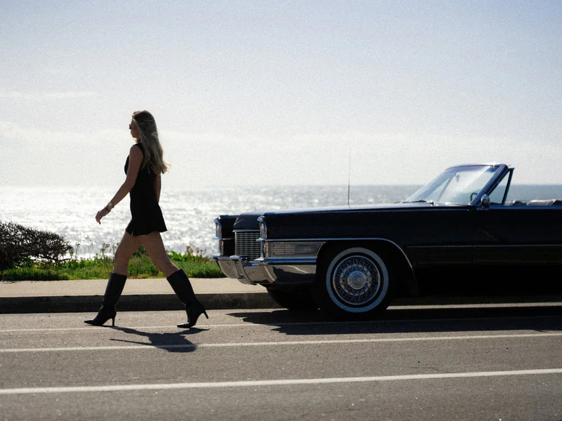 1965 Cadillac DeVille Convertible Coupe 4