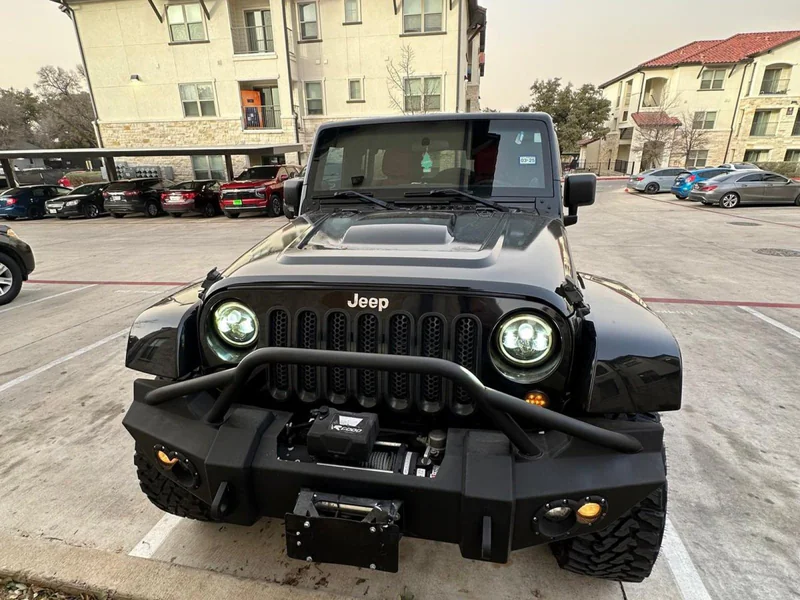 2012 Jeep Wrangler Unlimited Rubicon 9