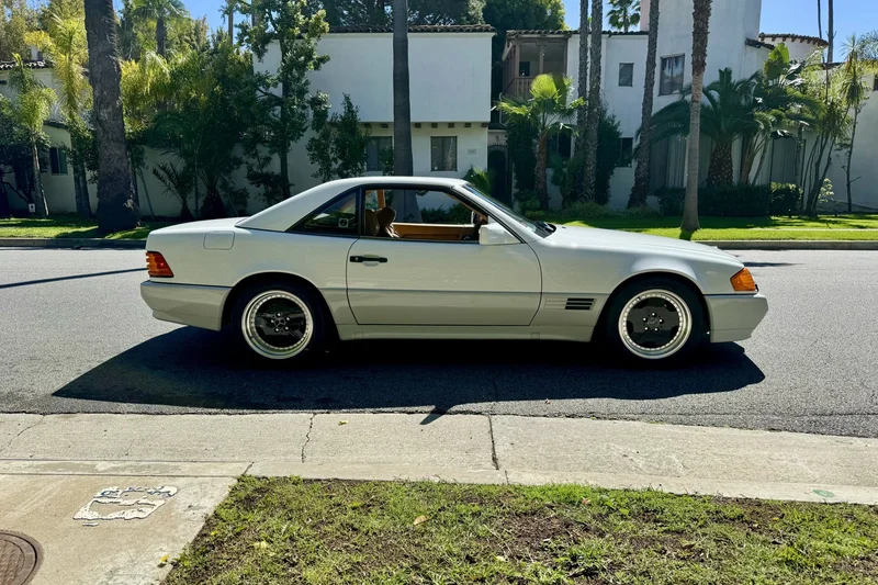 1992 Mercedes-Benz 500 SL Base 8