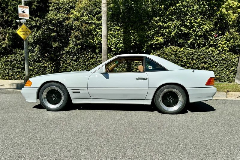 1992 Mercedes-Benz 500 SL Base 11