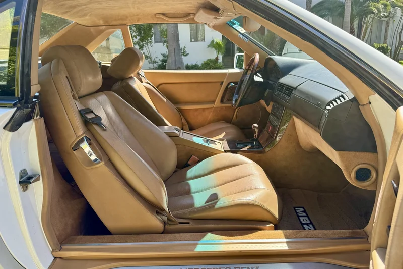 1992 Mercedes-Benz 500 SL Base 16