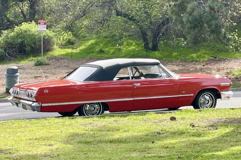 1963 Chevrolet Impala SS 2
