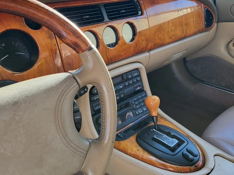 1999 Jaguar XK8 Base 2