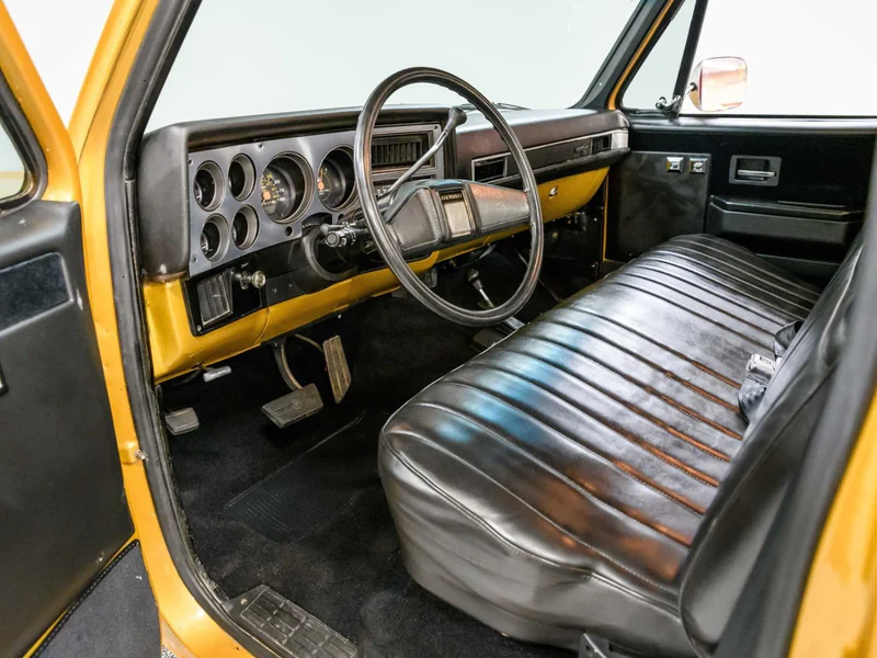 1985 Chevrolet K10 in Los Angeles 8