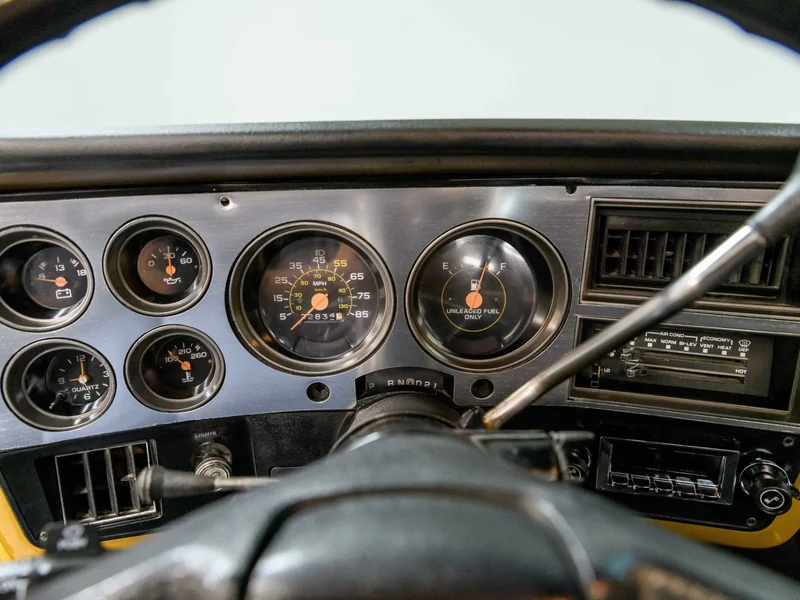 1985 Chevrolet K10 in Los Angeles 9