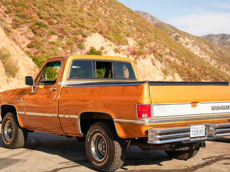1985 Chevrolet K10 in Los Angeles 4