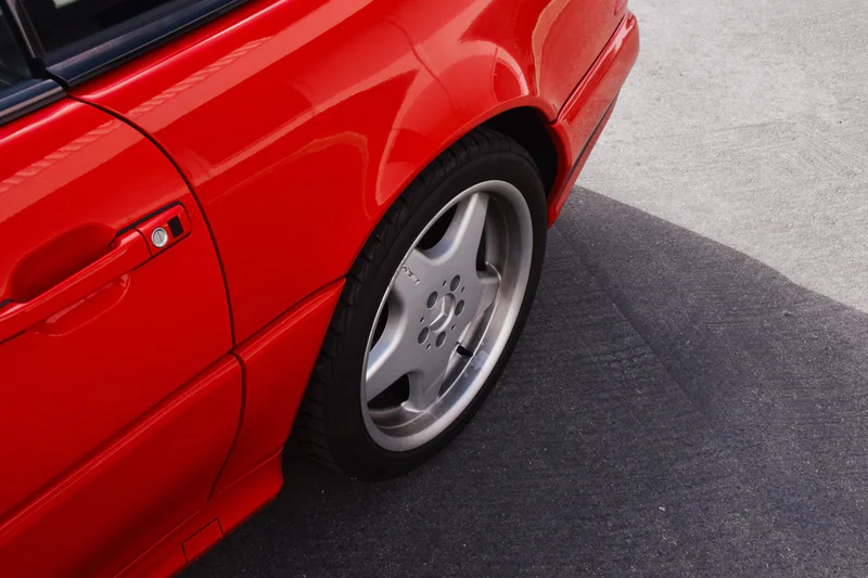 2002 Mercedes-Benz SL500 Base 2
