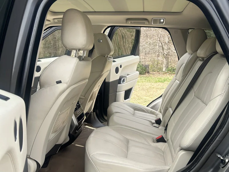 2014 Land Rover Range Rover Sport 9