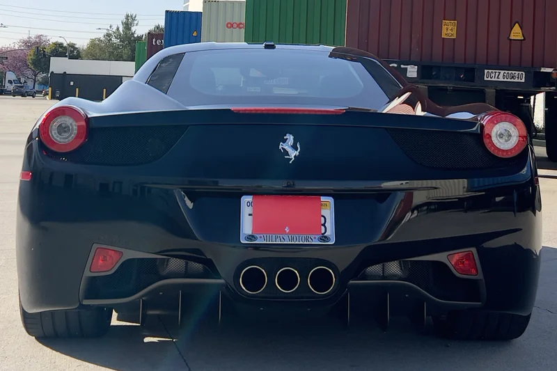 2011 Ferrari 458 Italia 10