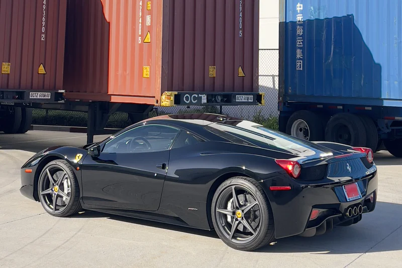 2011 Ferrari 458 Italia 4