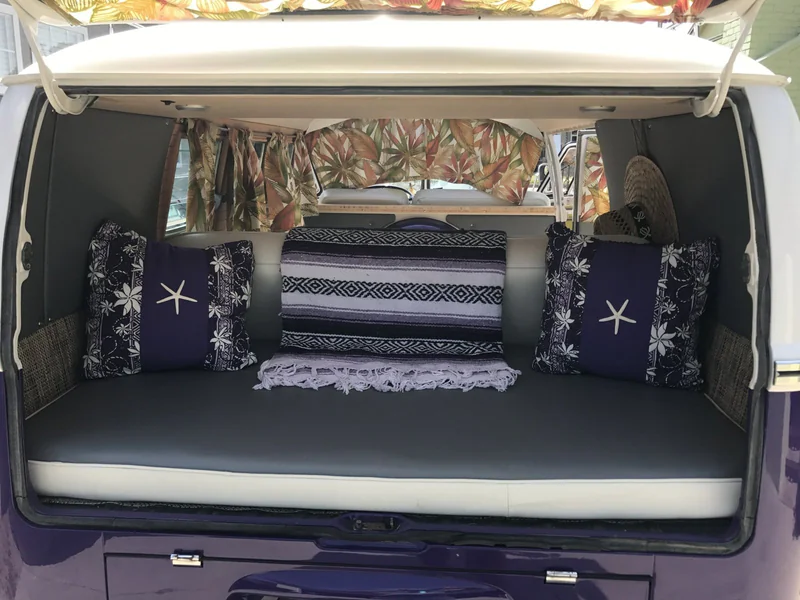 1965 Volkswagen Van in Long Beach 5