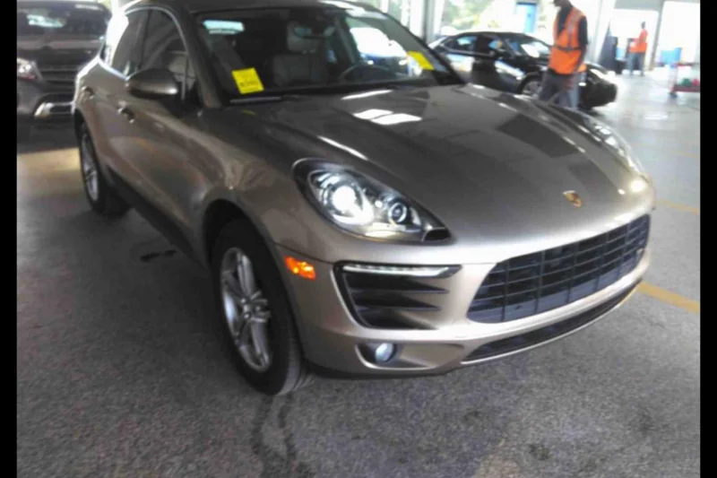 2017 Porsche Macan