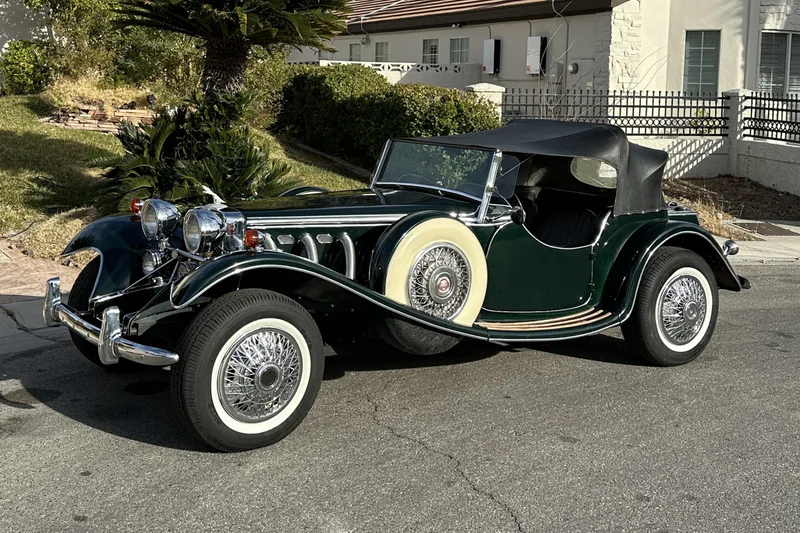 1937 Jaguar SS100 Duke (Replica) 2