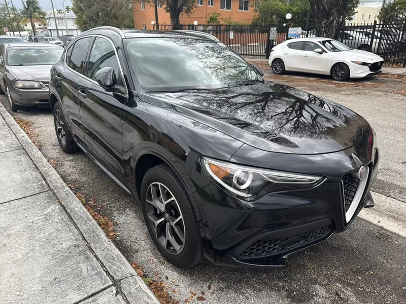 2020 Alfa Romeo Stelvio TI 5