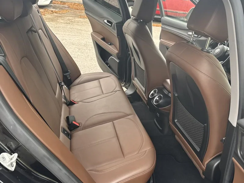 2020 Alfa Romeo Stelvio TI 15