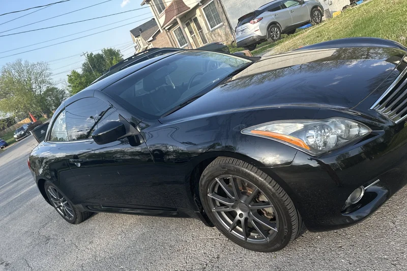 2011 Infiniti G37 Sport 2