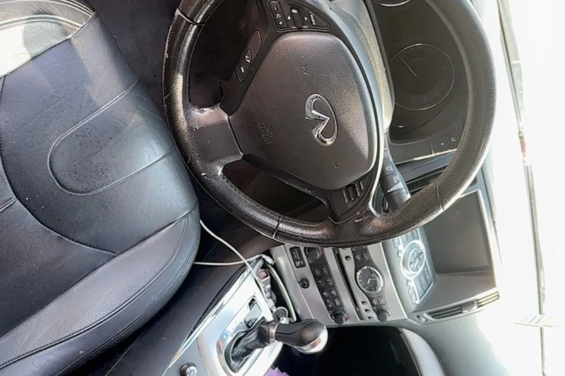 2011 Infiniti G37 Sport 3