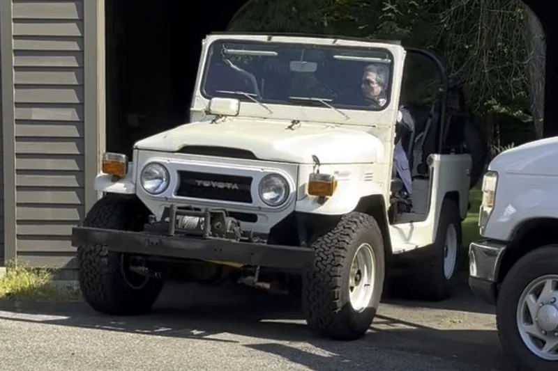 1976 Toyota FJ40 Land Cruiser 6