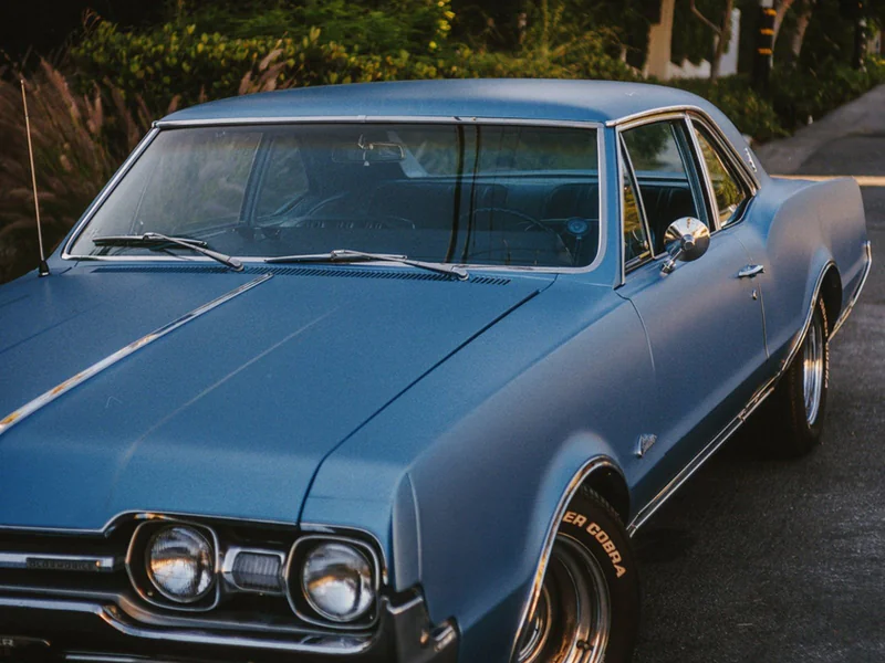 1967 Oldsmobile Cutlass Base 2