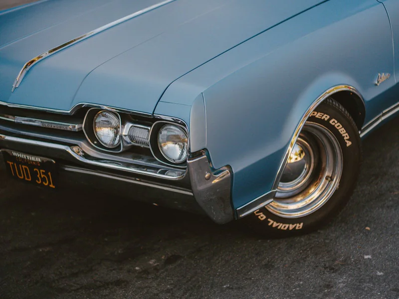 1967 Oldsmobile Cutlass Base 6