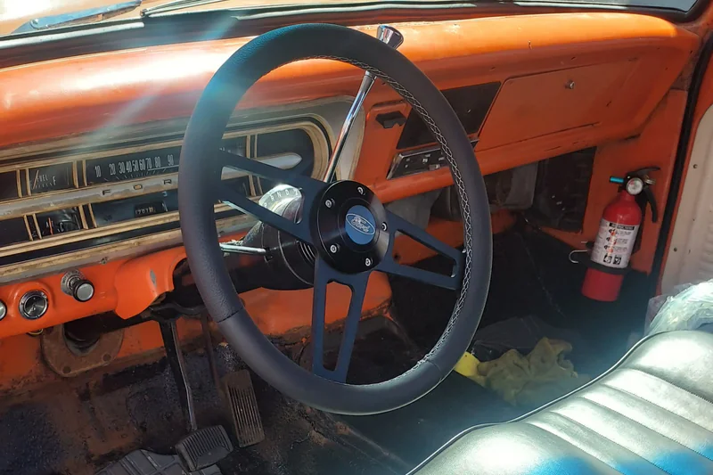 1970 Ford F100 in San Diego 4