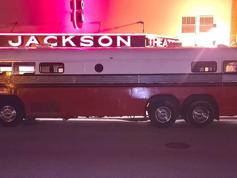 1986 Crown Coach Super Coach 2
