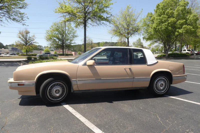 1989 Cadillac Eldorado Base 3