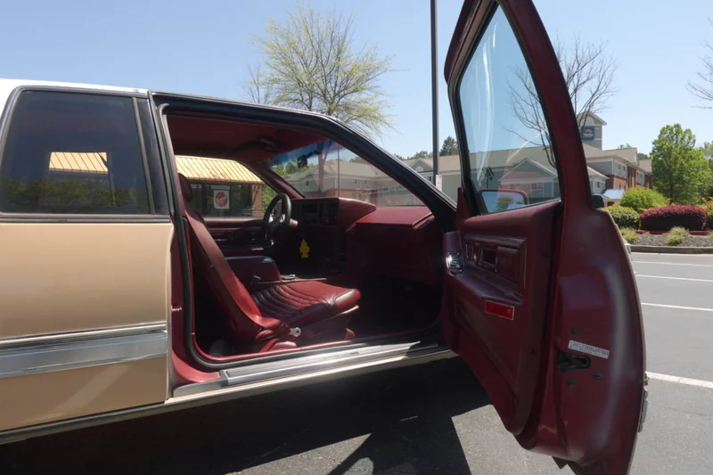 1989 Cadillac Eldorado Base 9