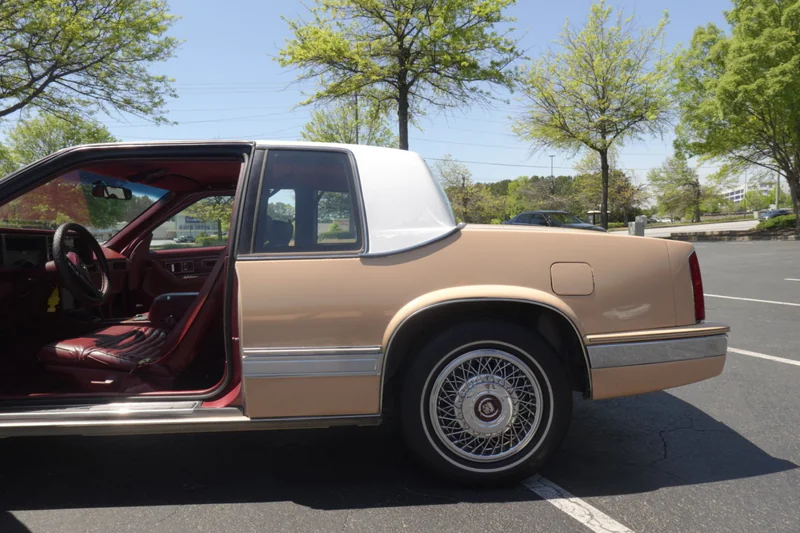 1989 Cadillac Eldorado Base 10