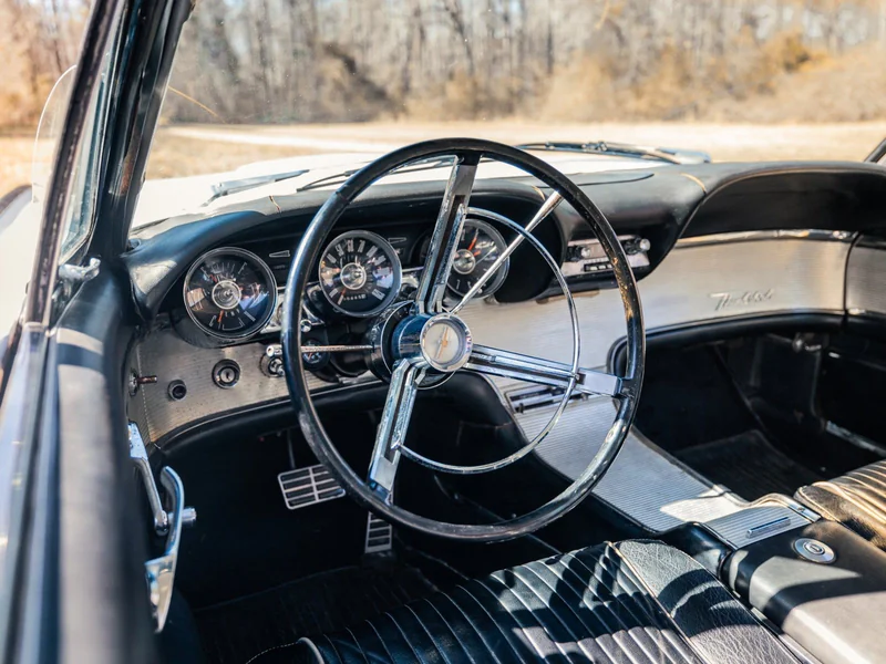1963 Ford Thunderbird