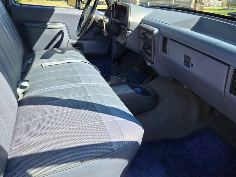 1991 Ford F150 Custom 3