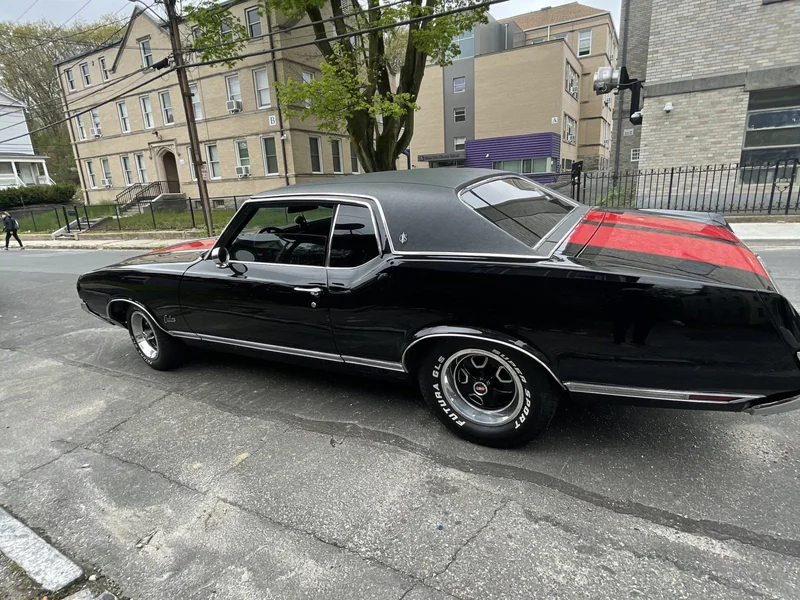 1970 Oldsmobile Cutlass Supreme Base 3