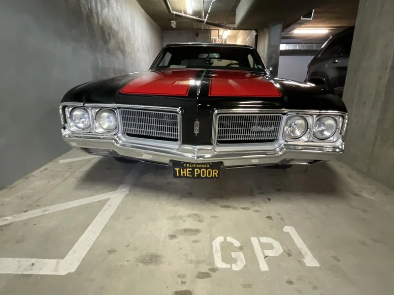 1970 Oldsmobile Cutlass Supreme Base 4