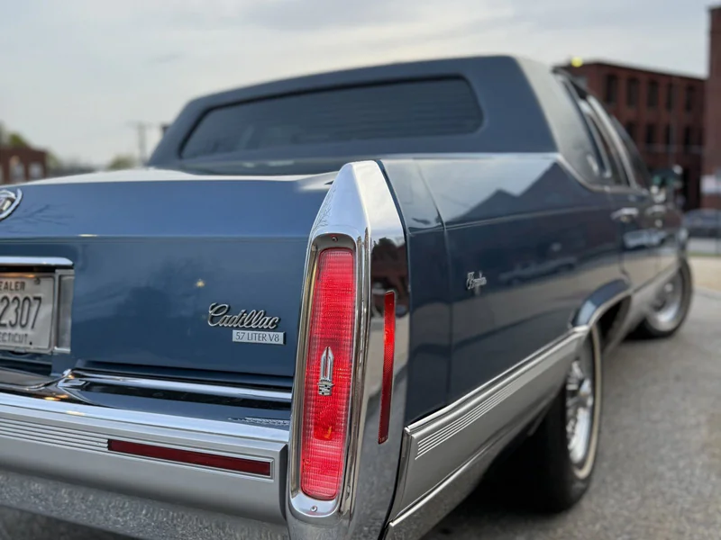 1991 Cadillac Brougham