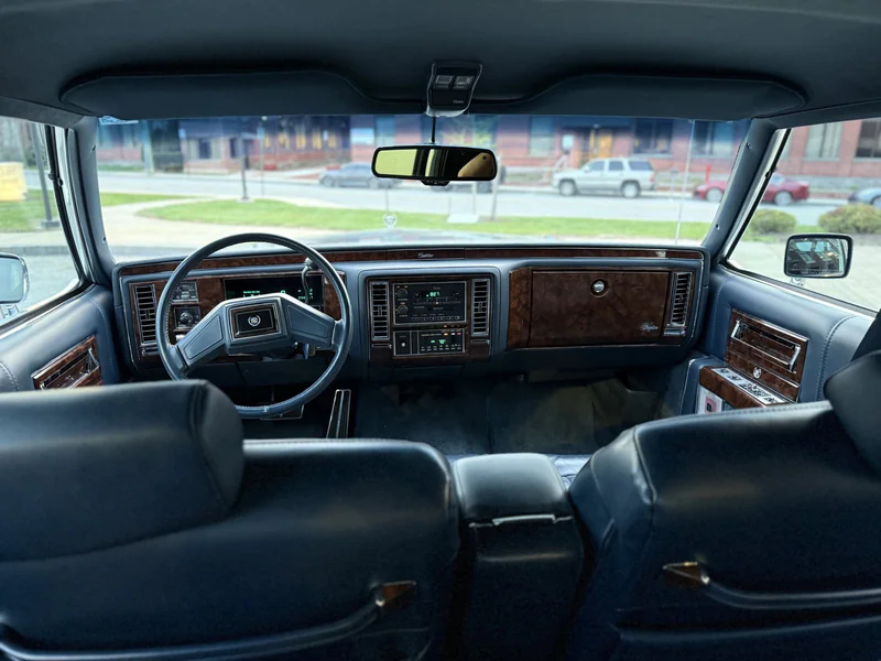 1991 Cadillac Brougham