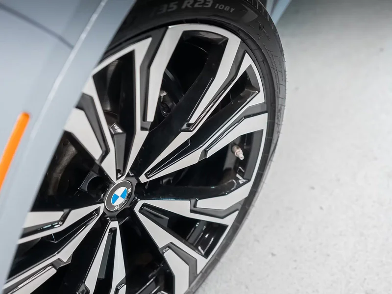 2023 BMW X7 xdrive40i 5