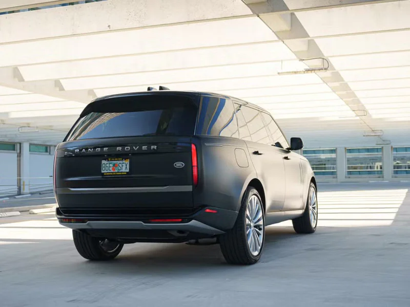 2023 Land Rover Range Rover 3