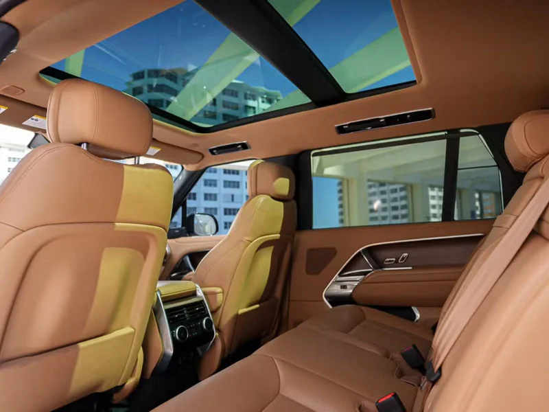 2023 Land Rover Range Rover 4