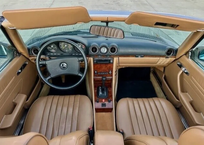 1984 Mercedes-Benz 380 SL 2