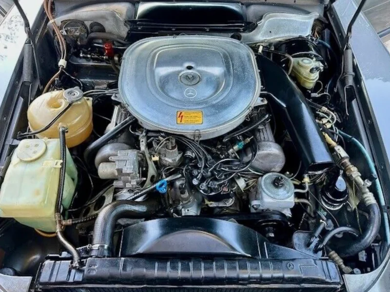 1984 Mercedes-Benz 380 SL 3