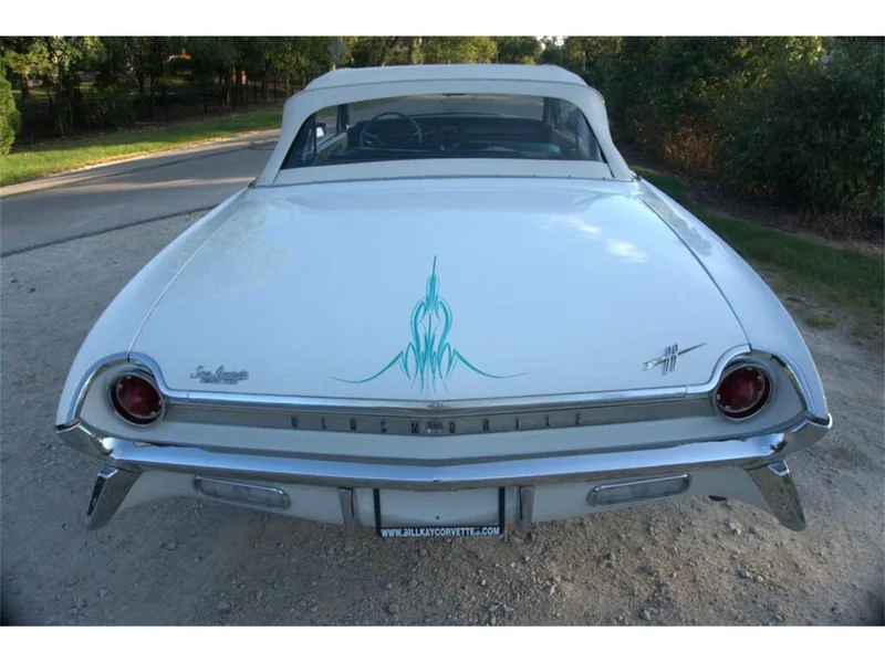 1961 Oldsmobile Dynamic 88 Base 15