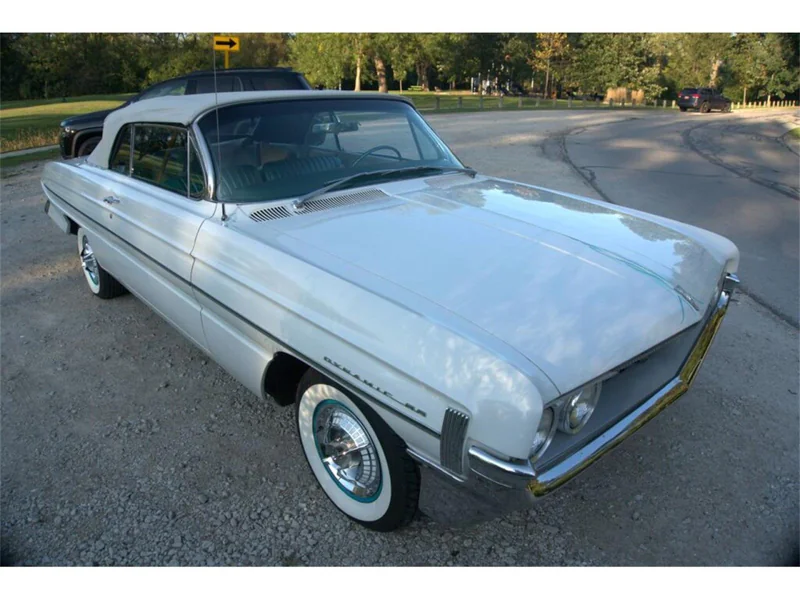 1961 Oldsmobile Dynamic 88 Base 7