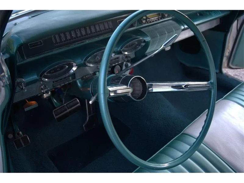 1961 Oldsmobile Dynamic 88 Base 23