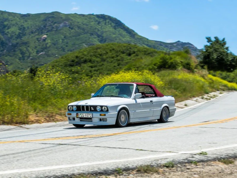 1992 BMW 318i Base 5