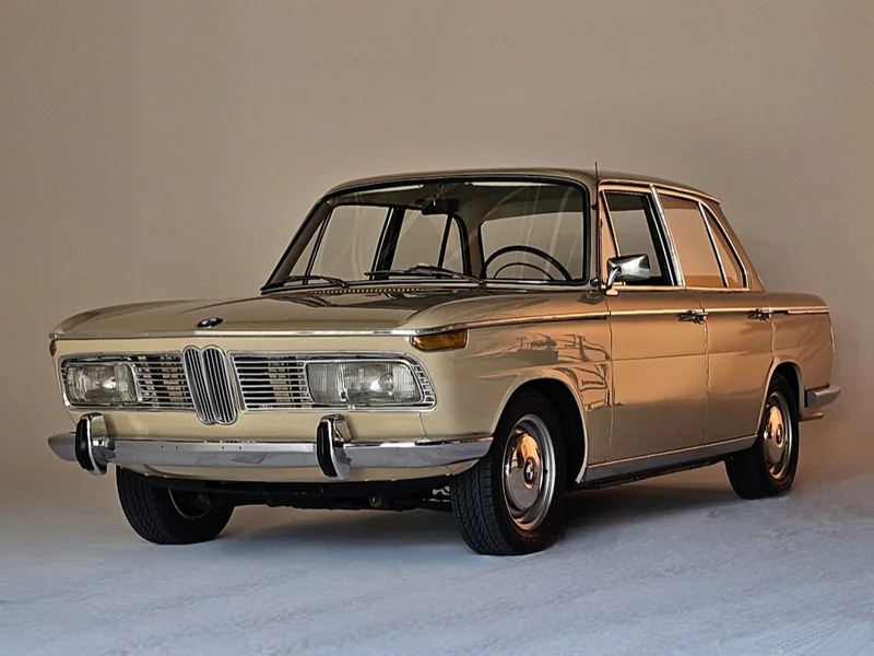 1967 BMW 2000 in Los Angeles 1