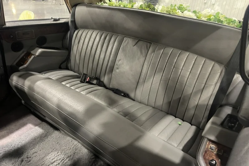 1988 Daimler DS420 Limousine 8