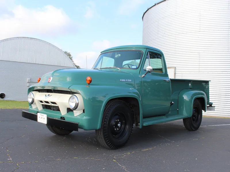 1954 Ford F-250 3/4 Ton 2
