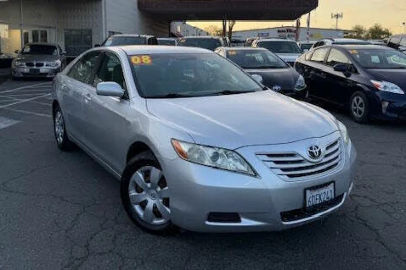 2008 Toyota Camry LE 2