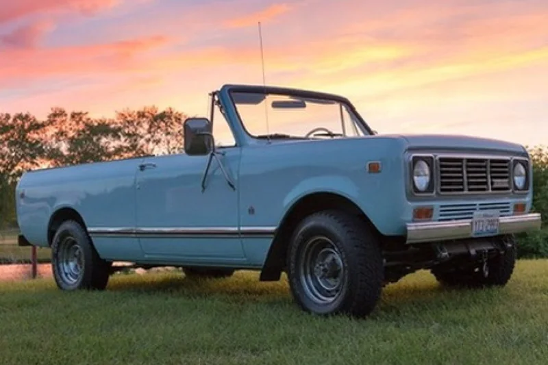 1976 International Scout Traveler Base 3