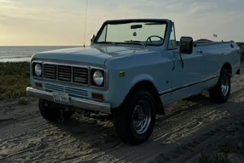 1976 International Scout Traveler Base 2